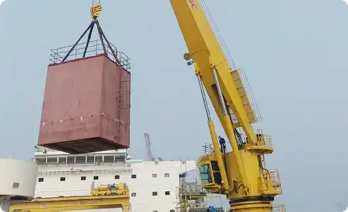 Best Fixed Boom Cranes for Offshore Oil and Wind Power
